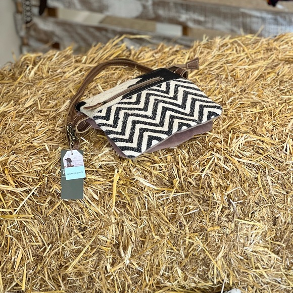 Meet your Posher, Jose - Picture 6 of 6